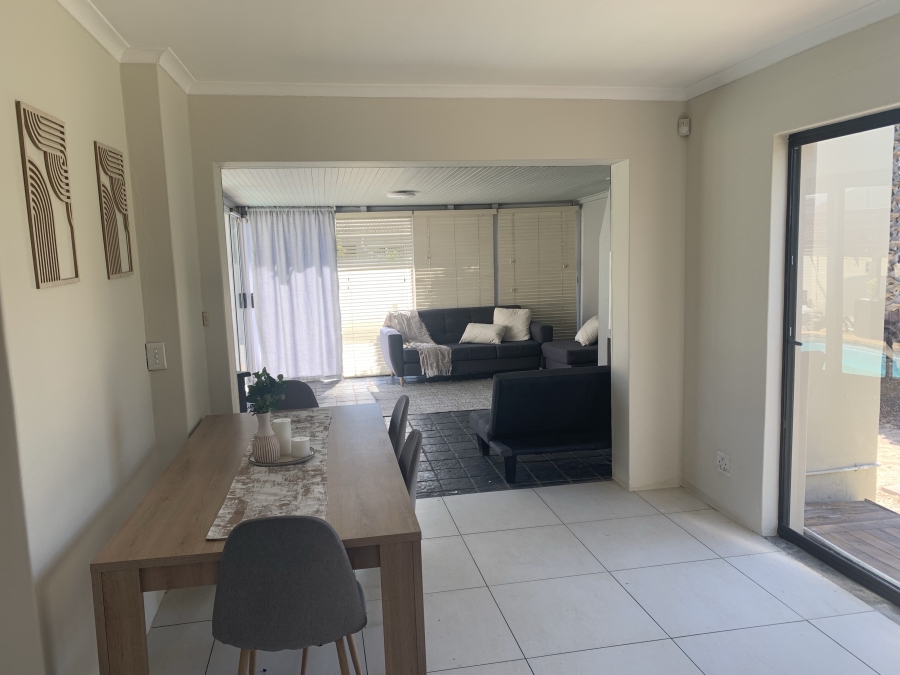 2 Bedroom Property for Sale in Table View Western Cape